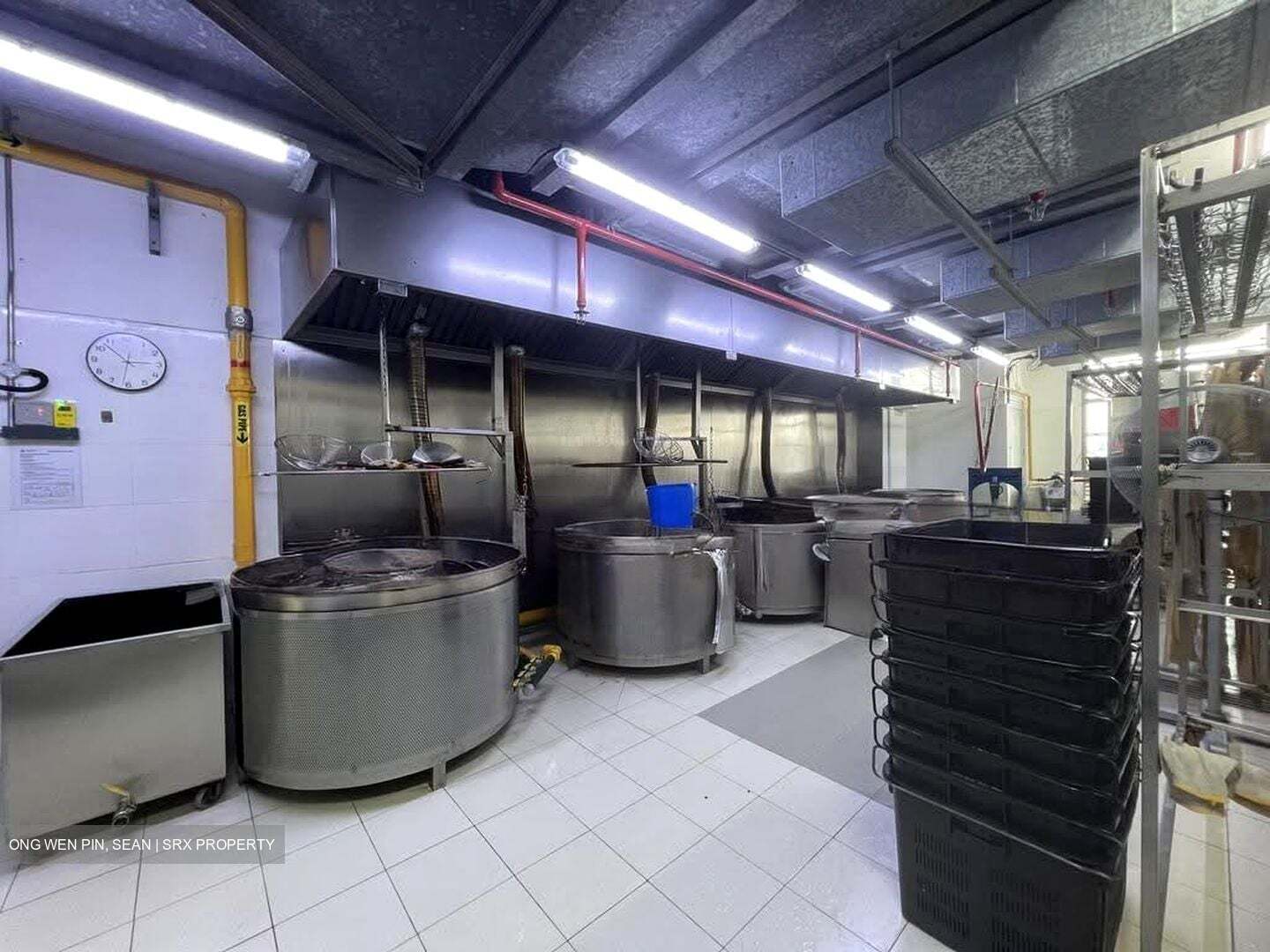 Enterprise One (D14), Factory #605329181